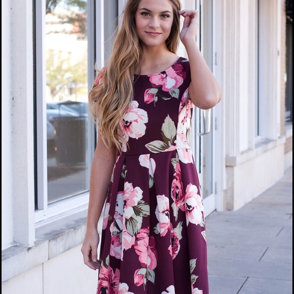 ❤️❗️Last 2! S-M Wine Floral Dress - Picture 4 of 7